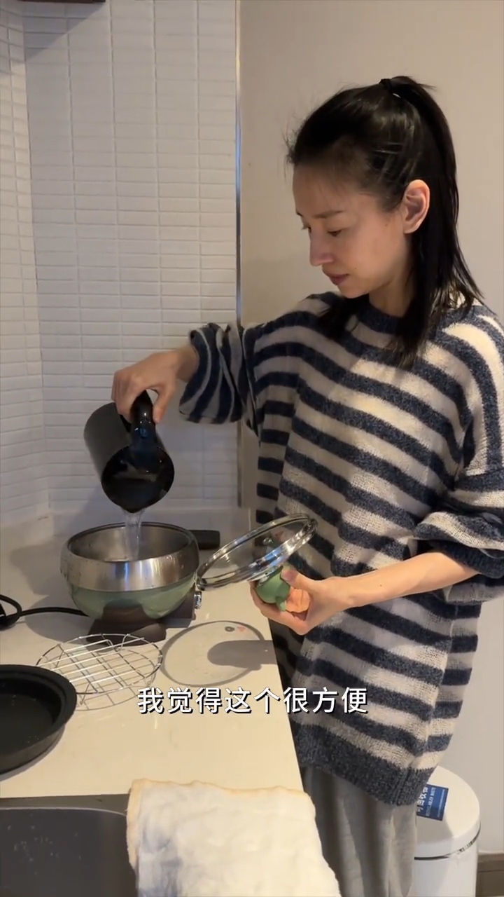 董洁精致泡面晚餐，一桶泡面的逆袭