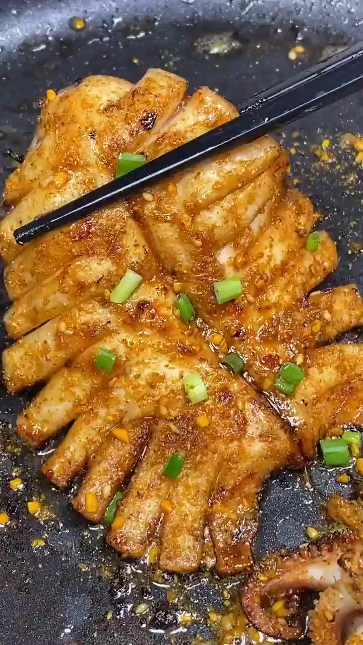 年轻的时候最怀念的味道,铁板烧鱿鱼!