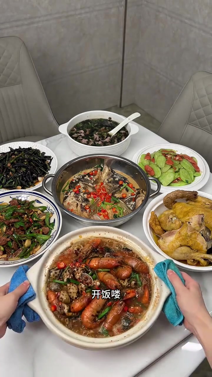 90后妈妈一桌菜让全家抢着吃!