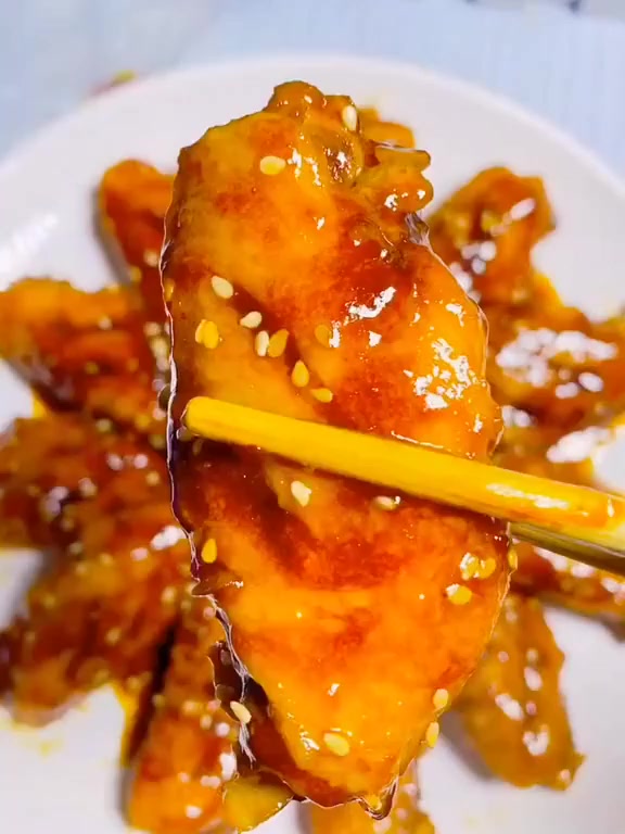 年夜饭第五道菜鸡翅这样做比可乐鸡翅还好吃!