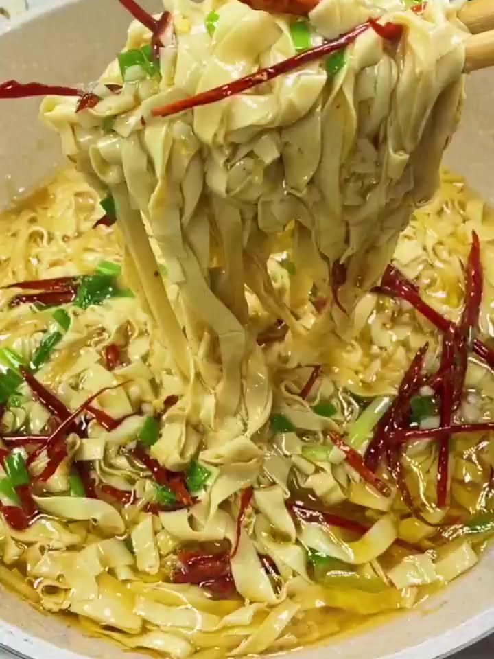 在东北就这道菜在饭店桌桌必点！