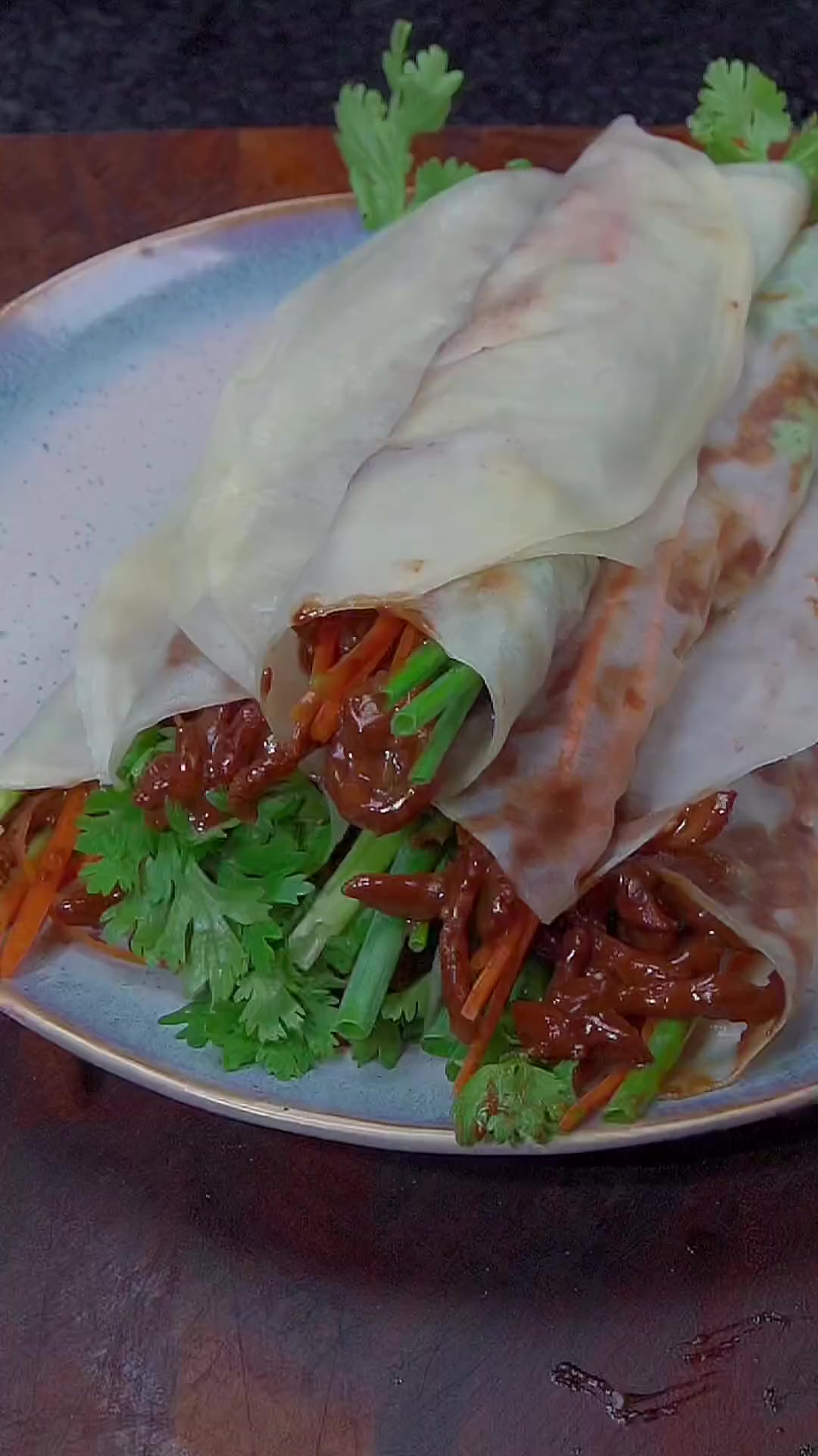 自己在家做京酱肉丝卷饼简单方便都爱吃