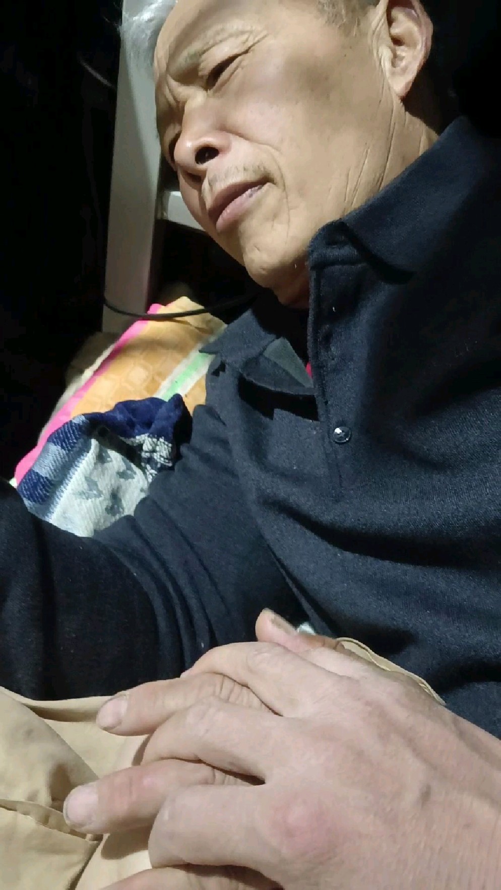 孩子是我的手像鸡爪