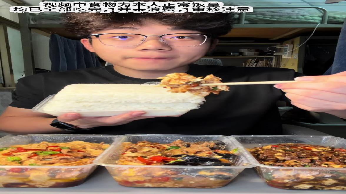 农家一碗香油豆腐焖肉外婆菜炒鸡蛋