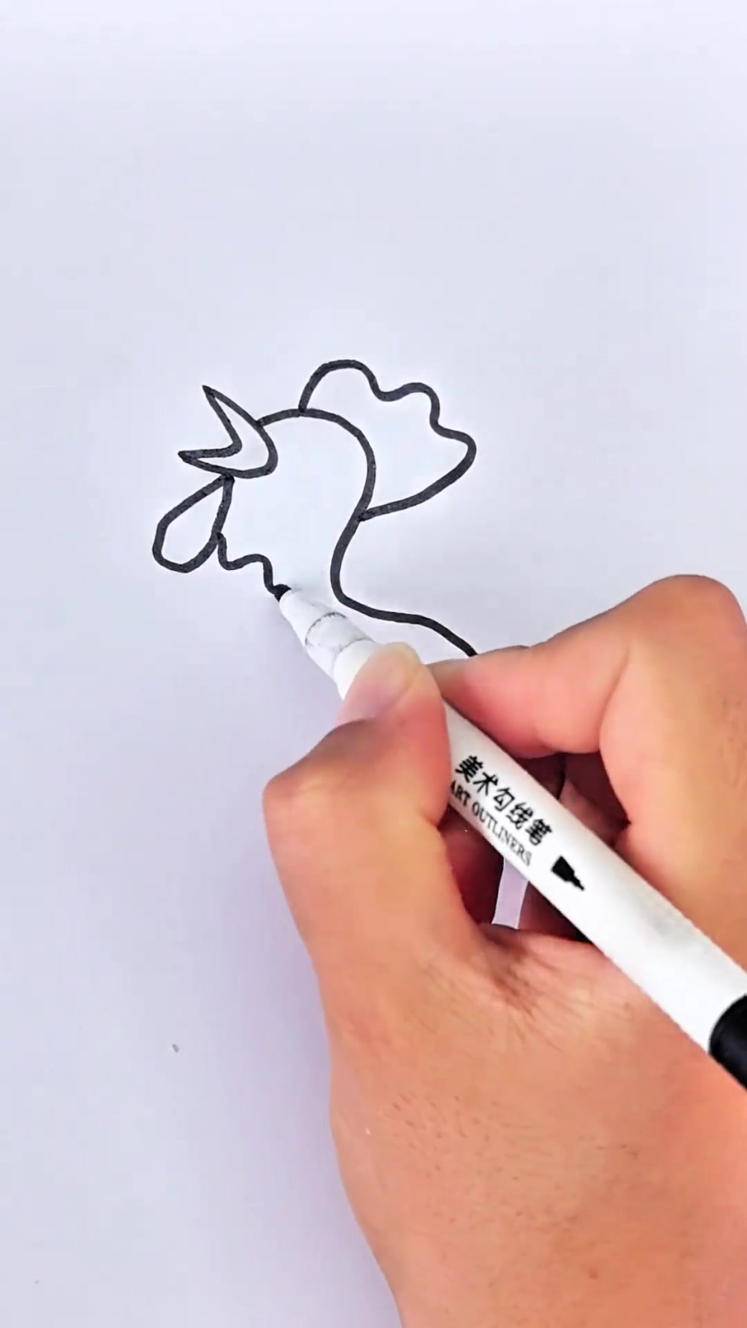 公鸡简笔画 用两个V和一个3画公鸡
