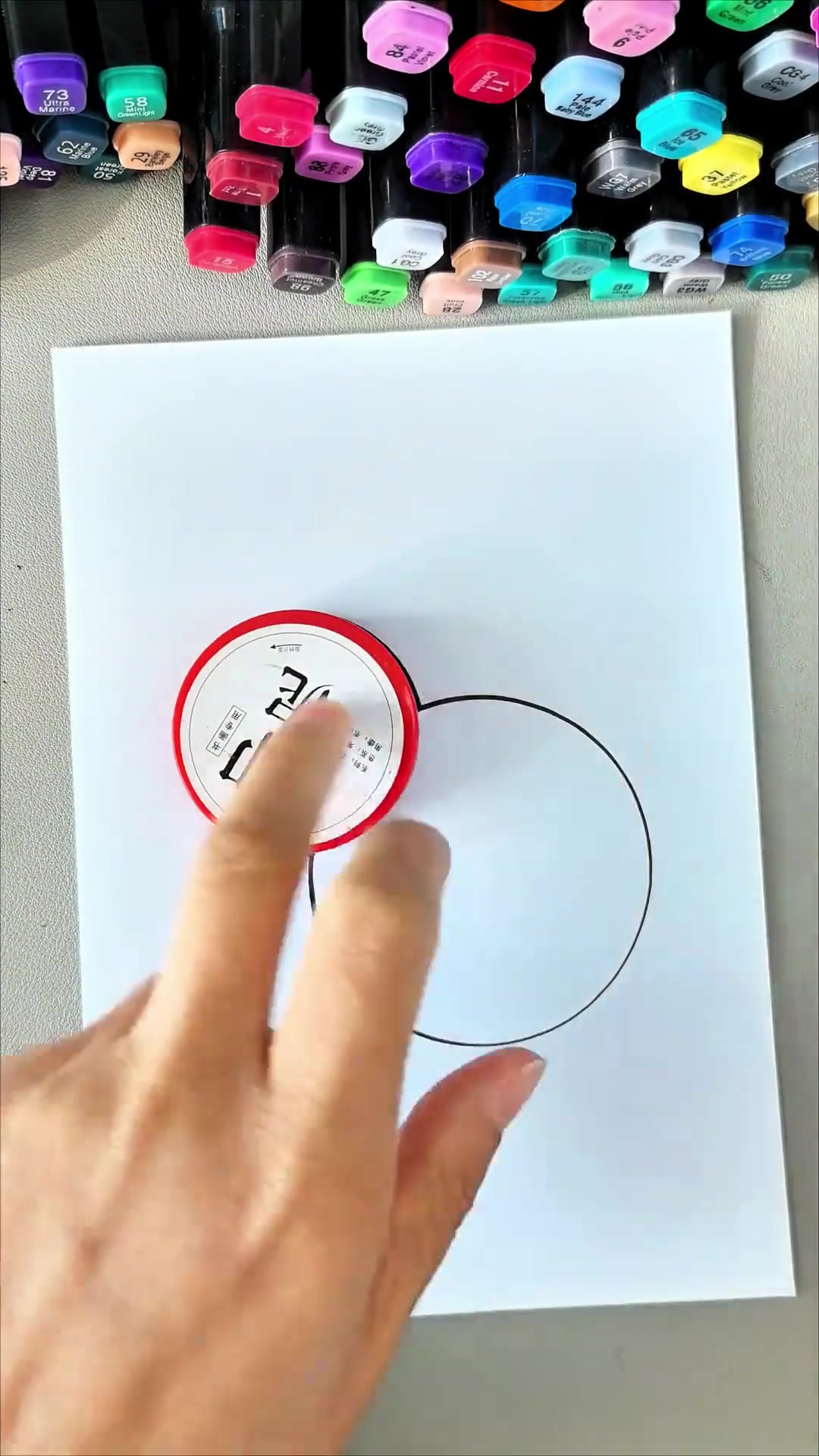 小鸡简笔画 两个圆和三个3画小鸡，快来和我一起来画画吧