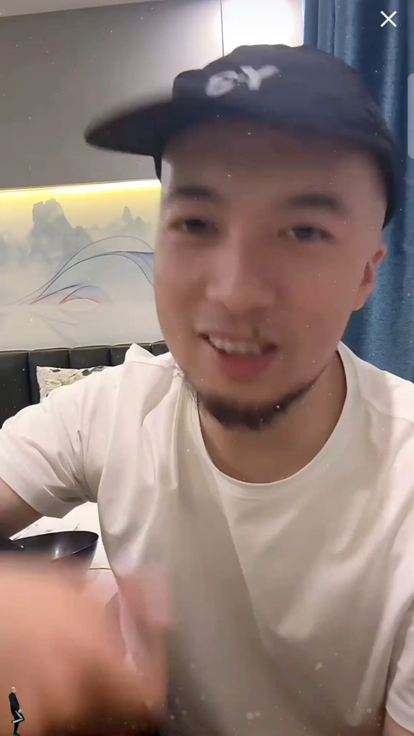用鸡蛋和的面的东北老式面包，口感松软好吃！配料干净