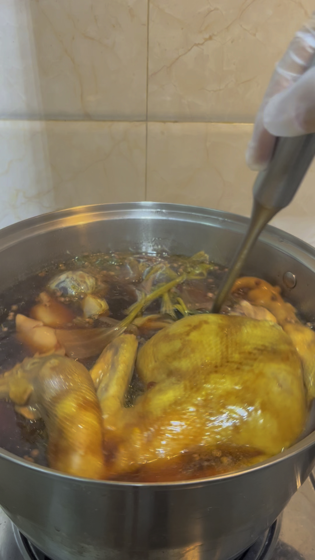 年夜饭发财手、大吉大利,祝大家新年快乐,身体健康,平安顺遂