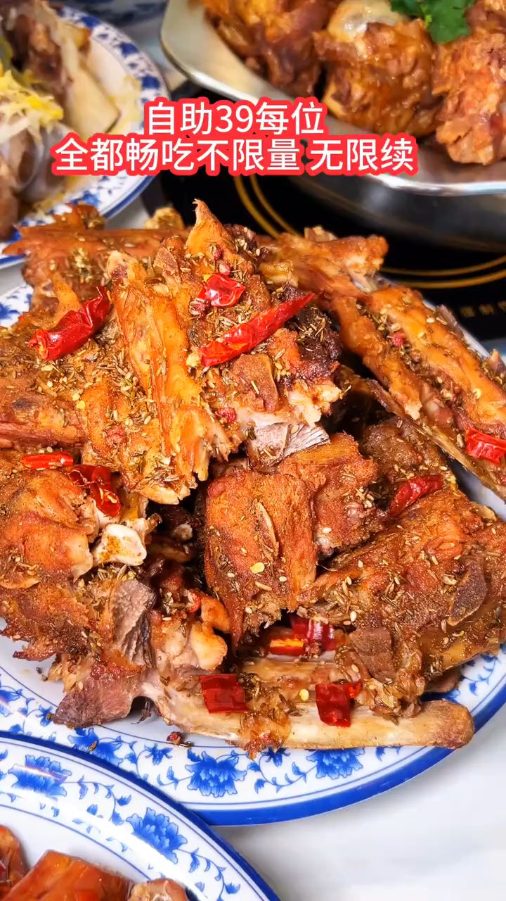 这是昆山最好吃的一家酱骨头烤骨头自助火锅,全场畅吃不限量的