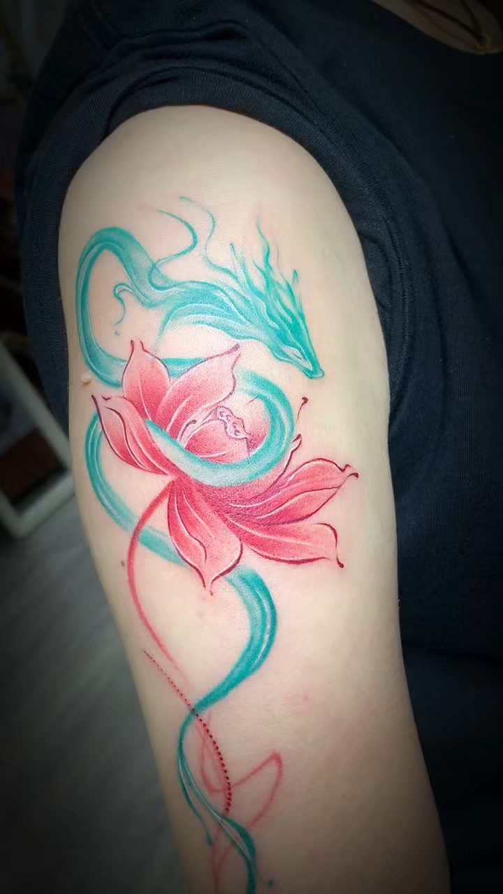 莲花纹身——心灵深处的一抹纯净印记