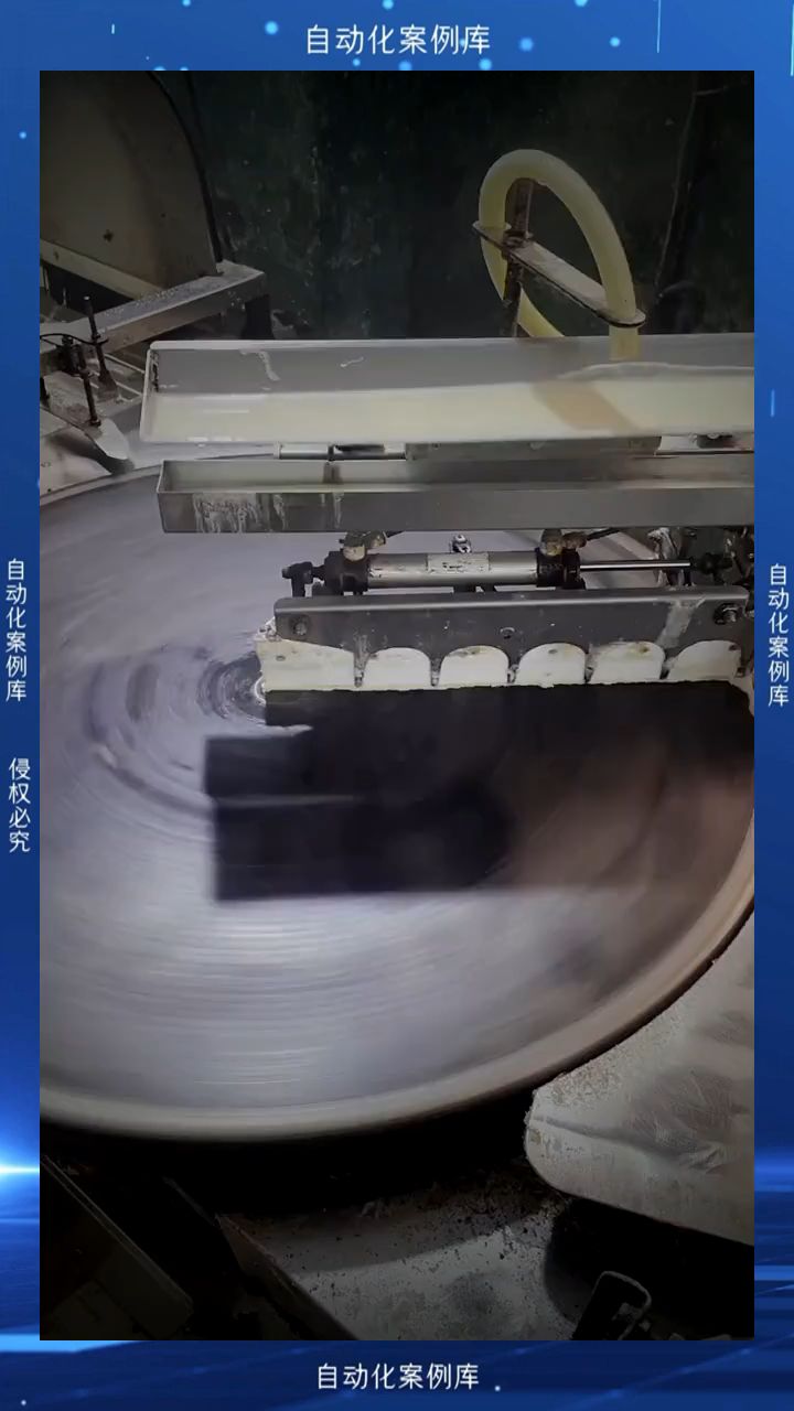仿手工煎饼机,一机顶五个人