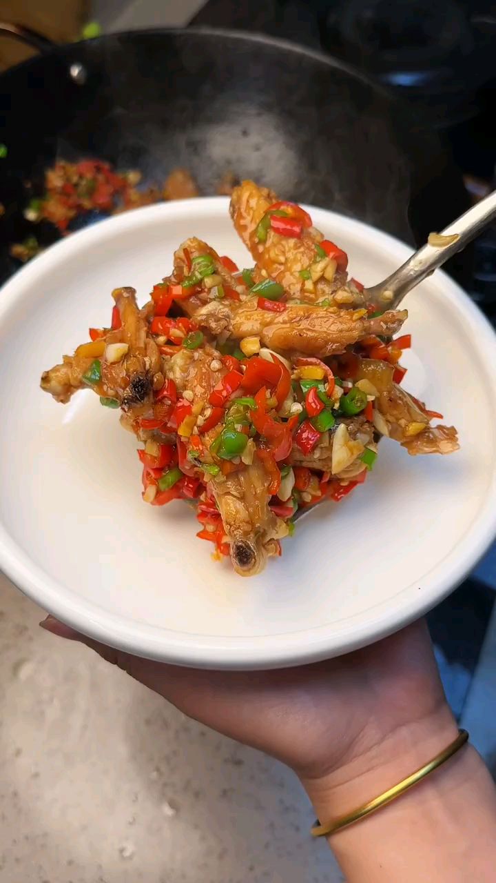 超级好吃的香辣鸡翅的做法