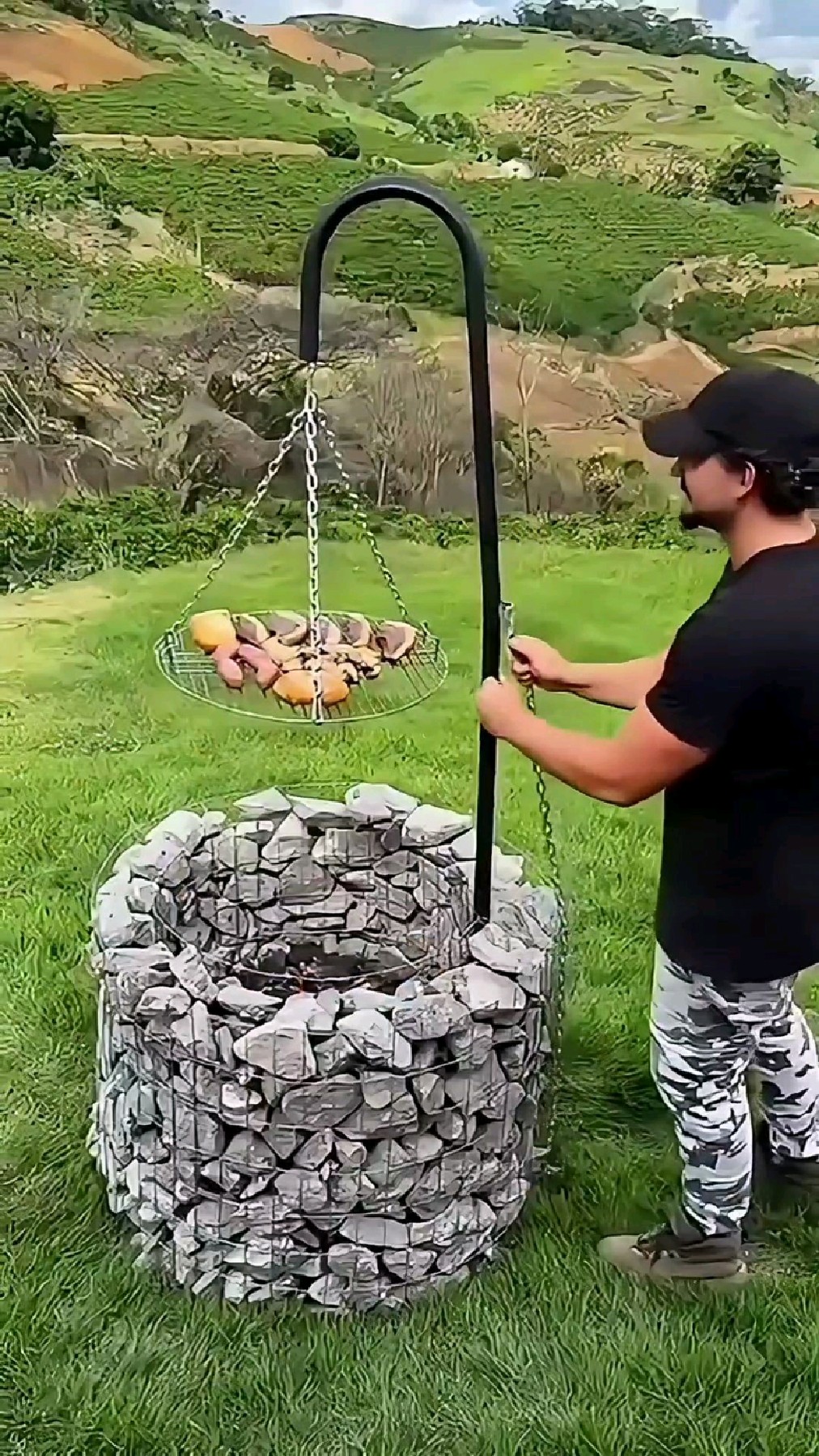 烧烤店抓紧学!如何用一堆废弃的石头制作一个极具艺术的烧烤炉?