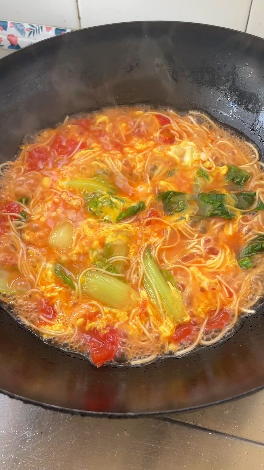 西红柿鸡蛋青菜面