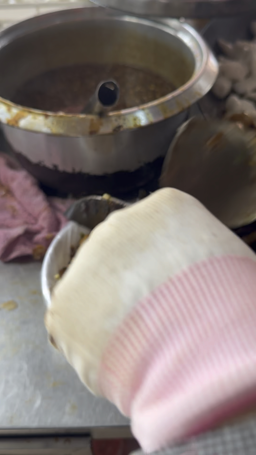 汕尾陆丰特色炒卷粿,大份10块钱!可以选加鸡蛋和香肠!人气很高