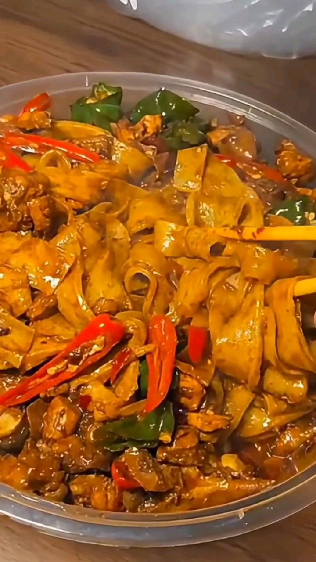 滕州的面皮辣子鸡!