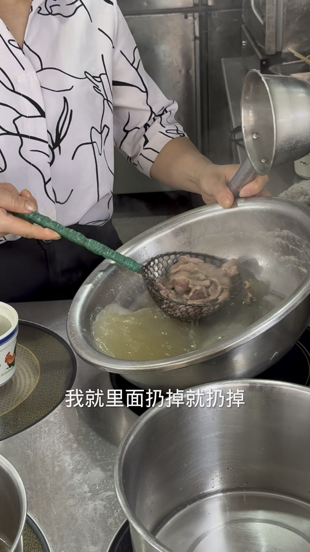 福建长汀古城打卡地方特色的泡猪腰,这家不放米酒,18块钱一碗!