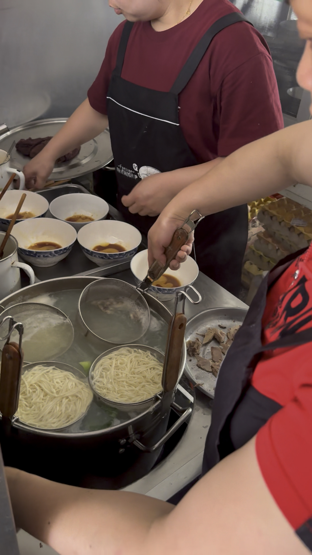 全国唯一药用白鸭，连城这家用白鸭熬汤煮面，味道鲜而美！