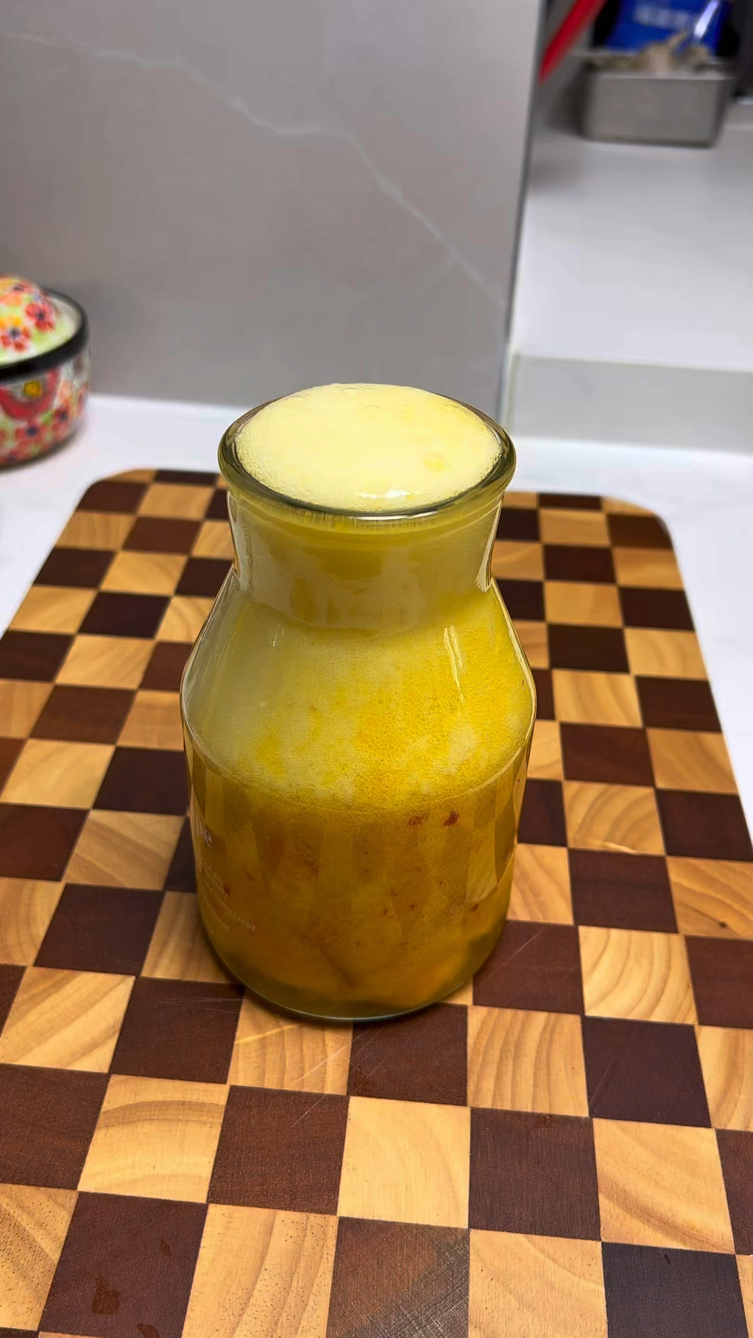 邪修做夏日饮品就是快,桃子与雪碧相结合,喝一口就爱上了