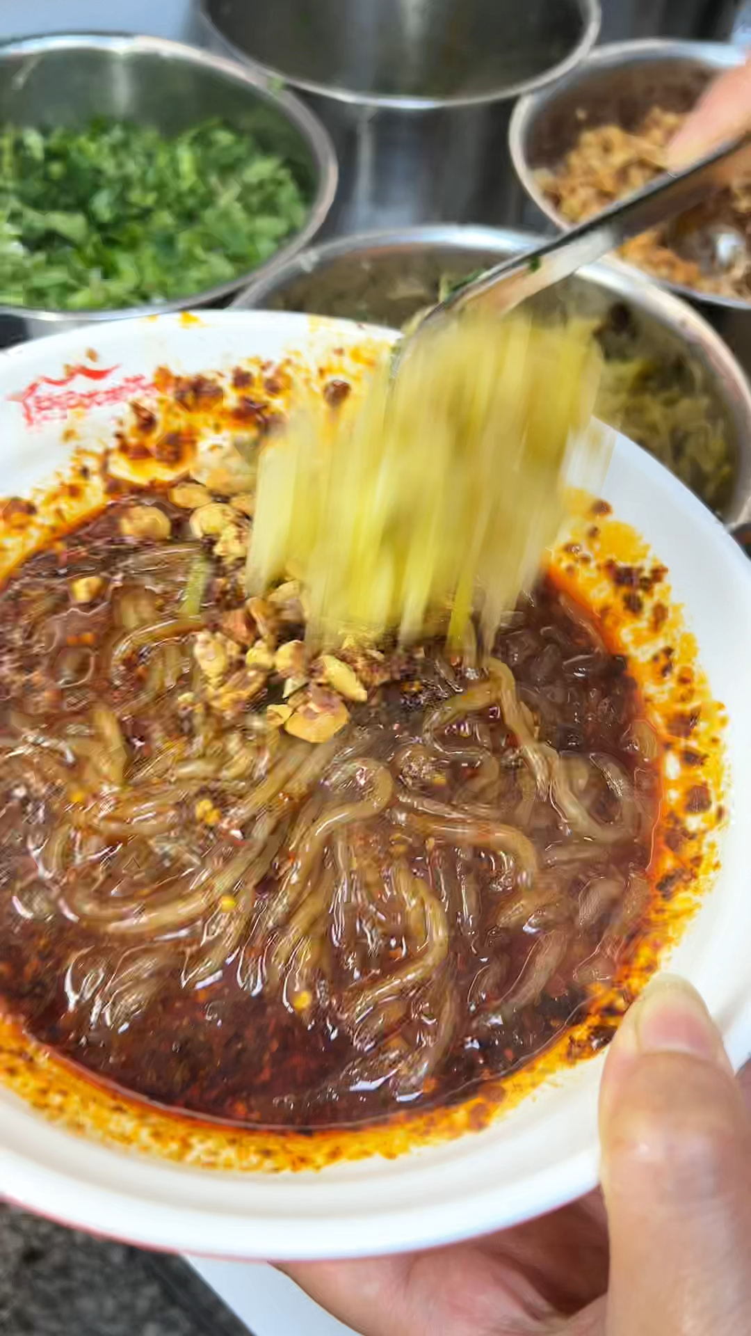 肥肠酸辣粉的做法