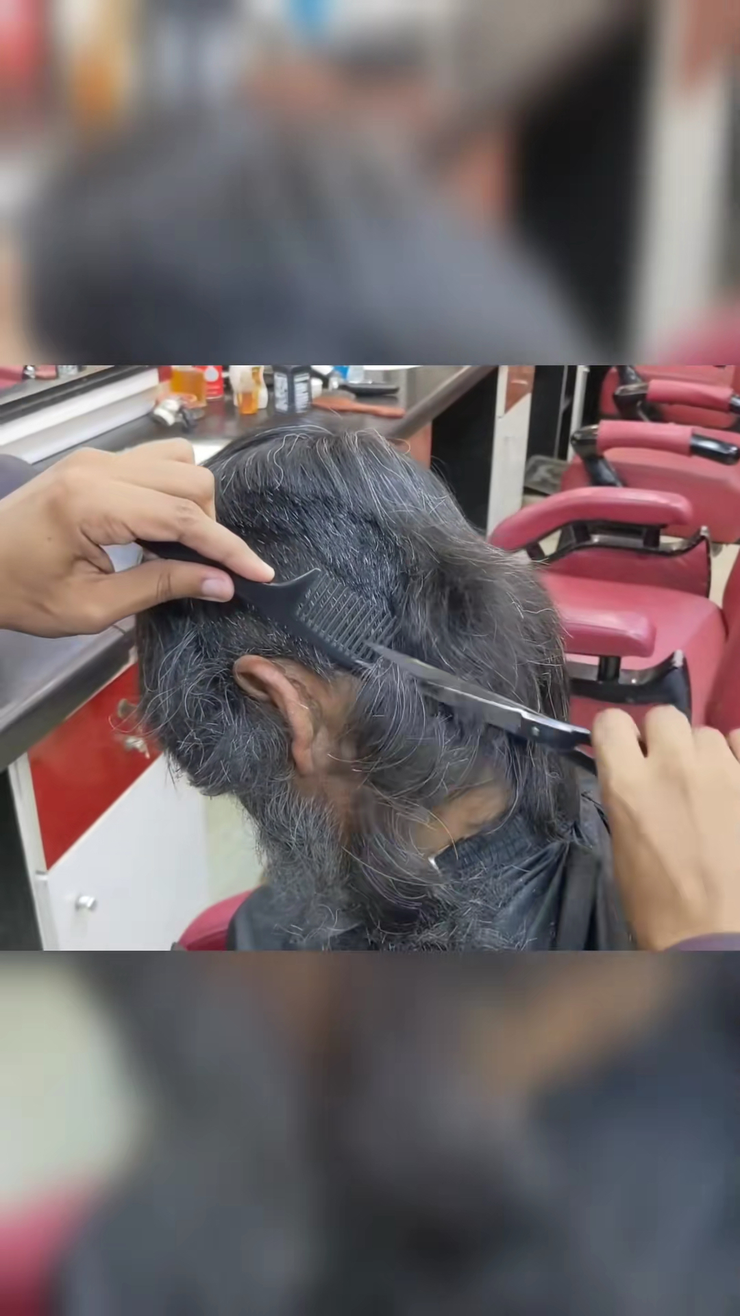 流浪汉改变完发型后秒变吴彦祖!