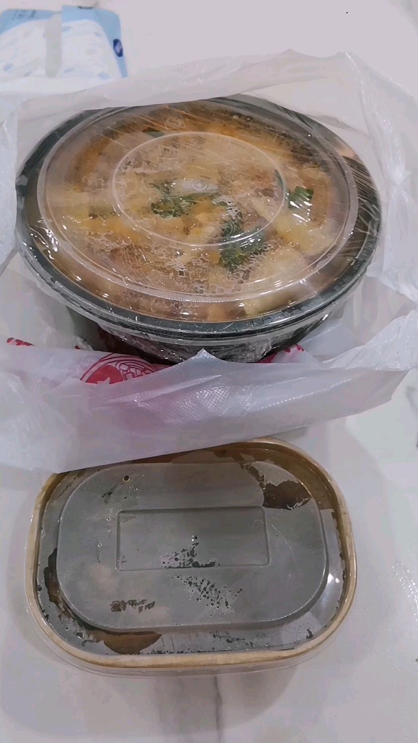 来吃柳州螺蛳粉和衢州鸭头!