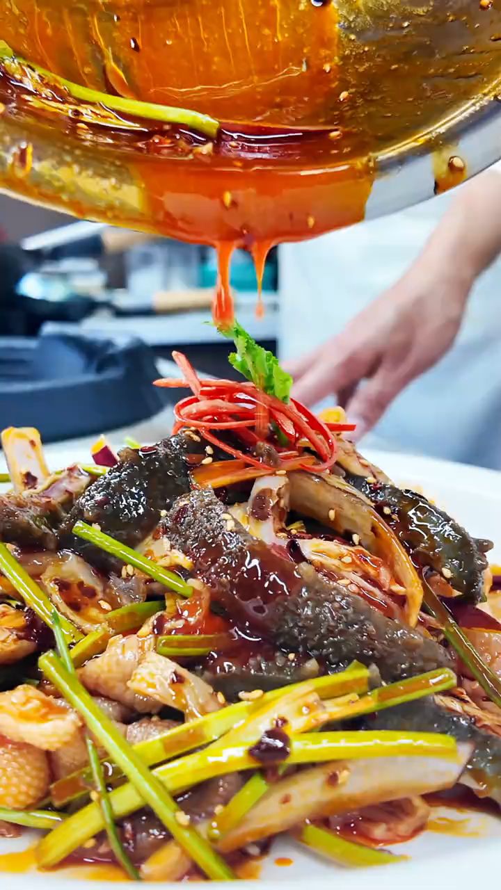 麻辣鲜香红油海参鸡爪