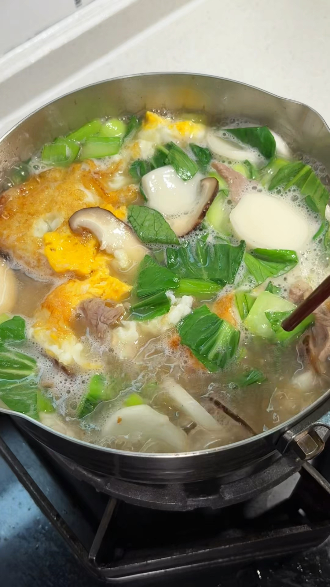 终于吃上眼馋已久的汤年糕，软乎乎，糯叽叽的太好吃啦