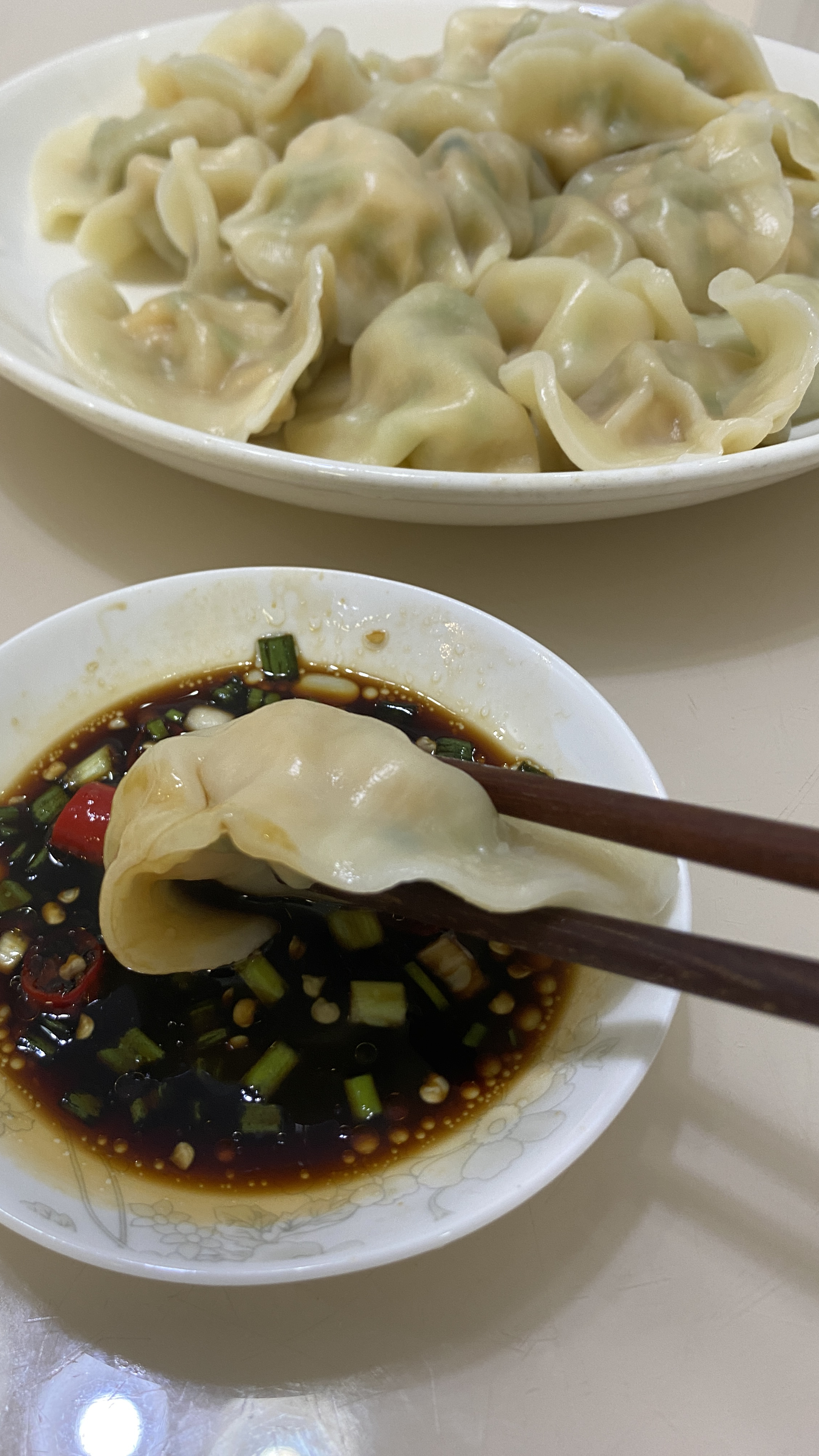 吃饺子了,今天吃“虾仁鸡蛋水饺”,巴适