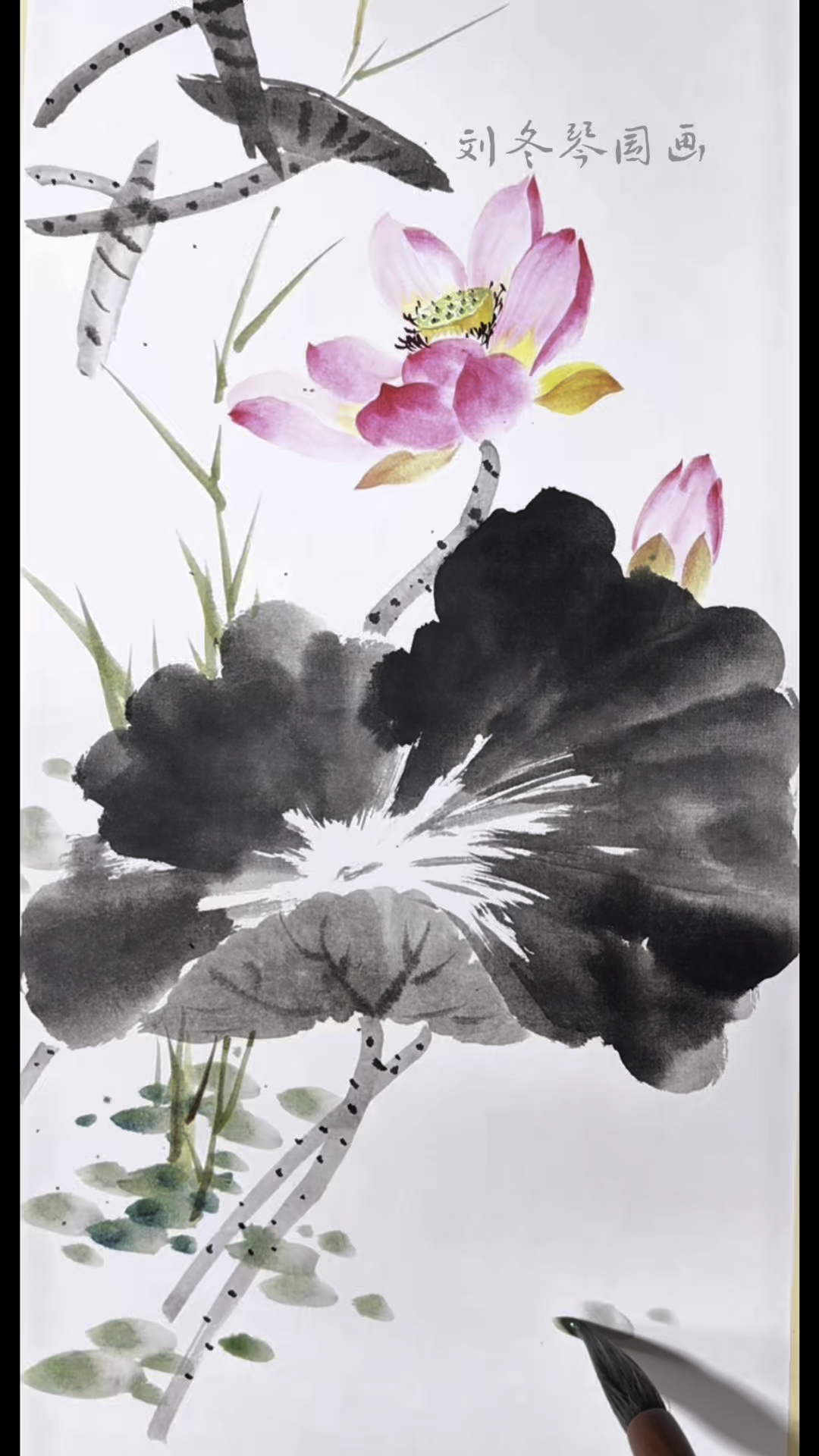 国画写意荷花的画法