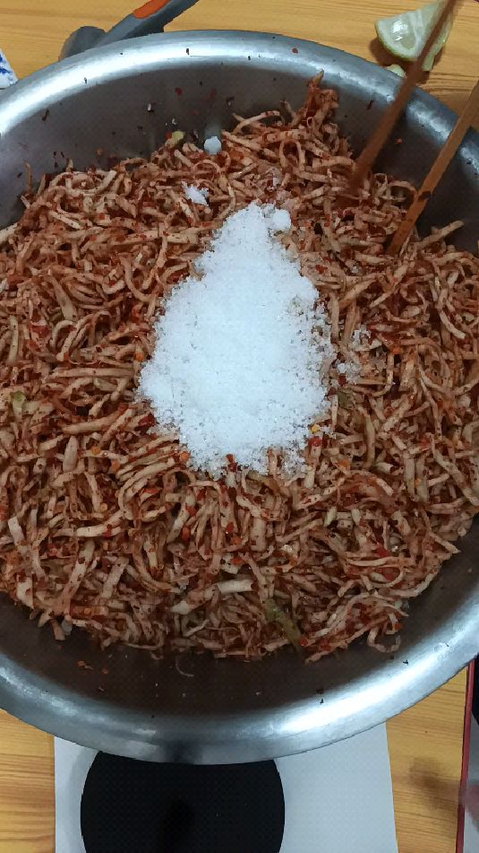 芥菜疙瘩丝小咸菜