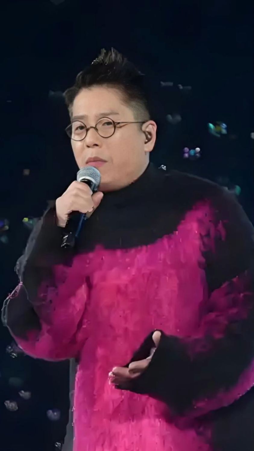 林晓峰美食说唱,烧麦菠萝包叉烧一一列出,一开口就满满广东腔