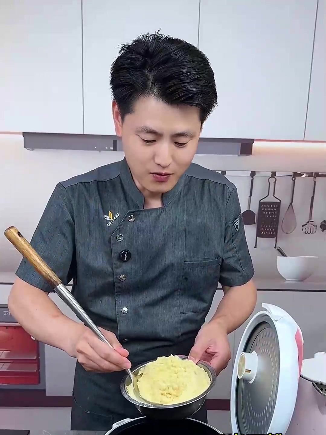 发糕的详细做法和技巧,粗粮细做做法简单又好吃！