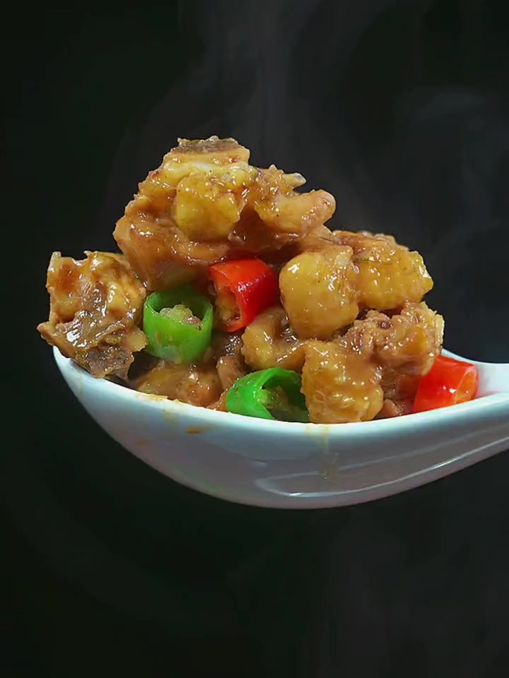 生炒鸡的详细制作教程、这样做香味浓郁、好吃还下饭!