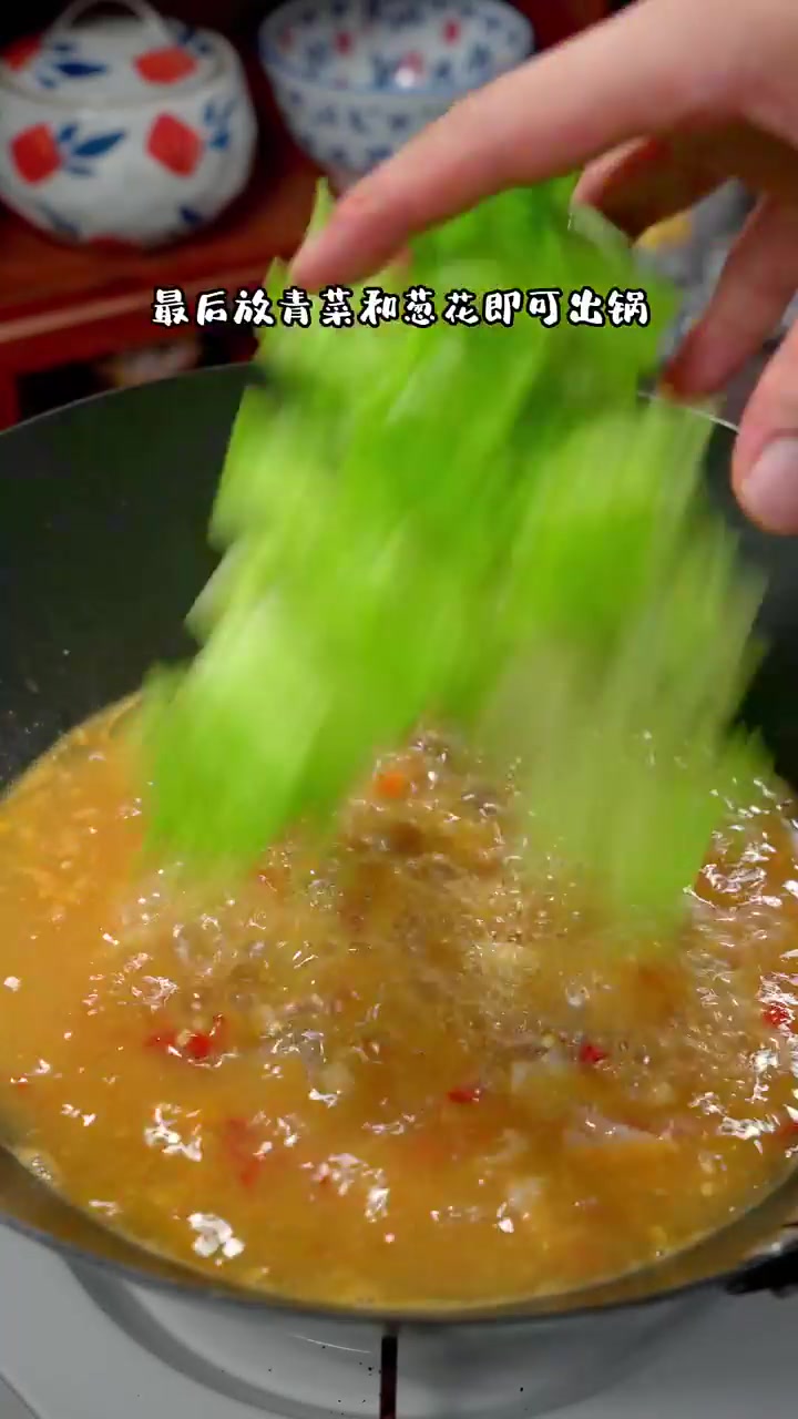 这样做的桂林酸辣煮粉和老友粉你更喜欢吃那一道呢!!