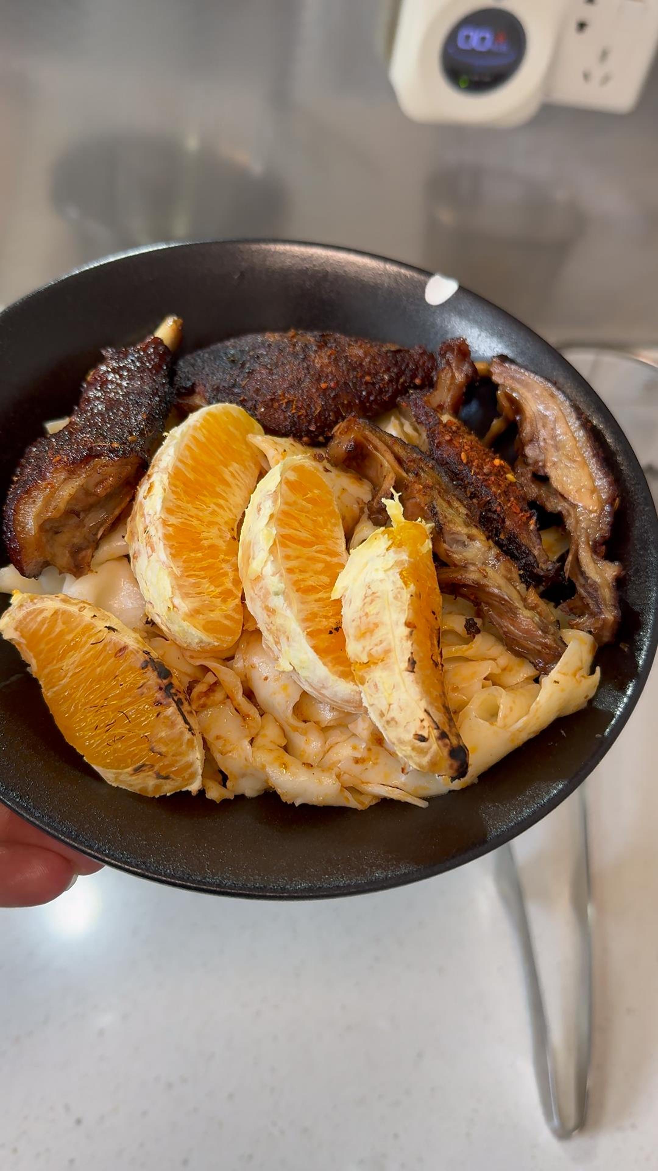 剩菜回炉:烤鸭拌面