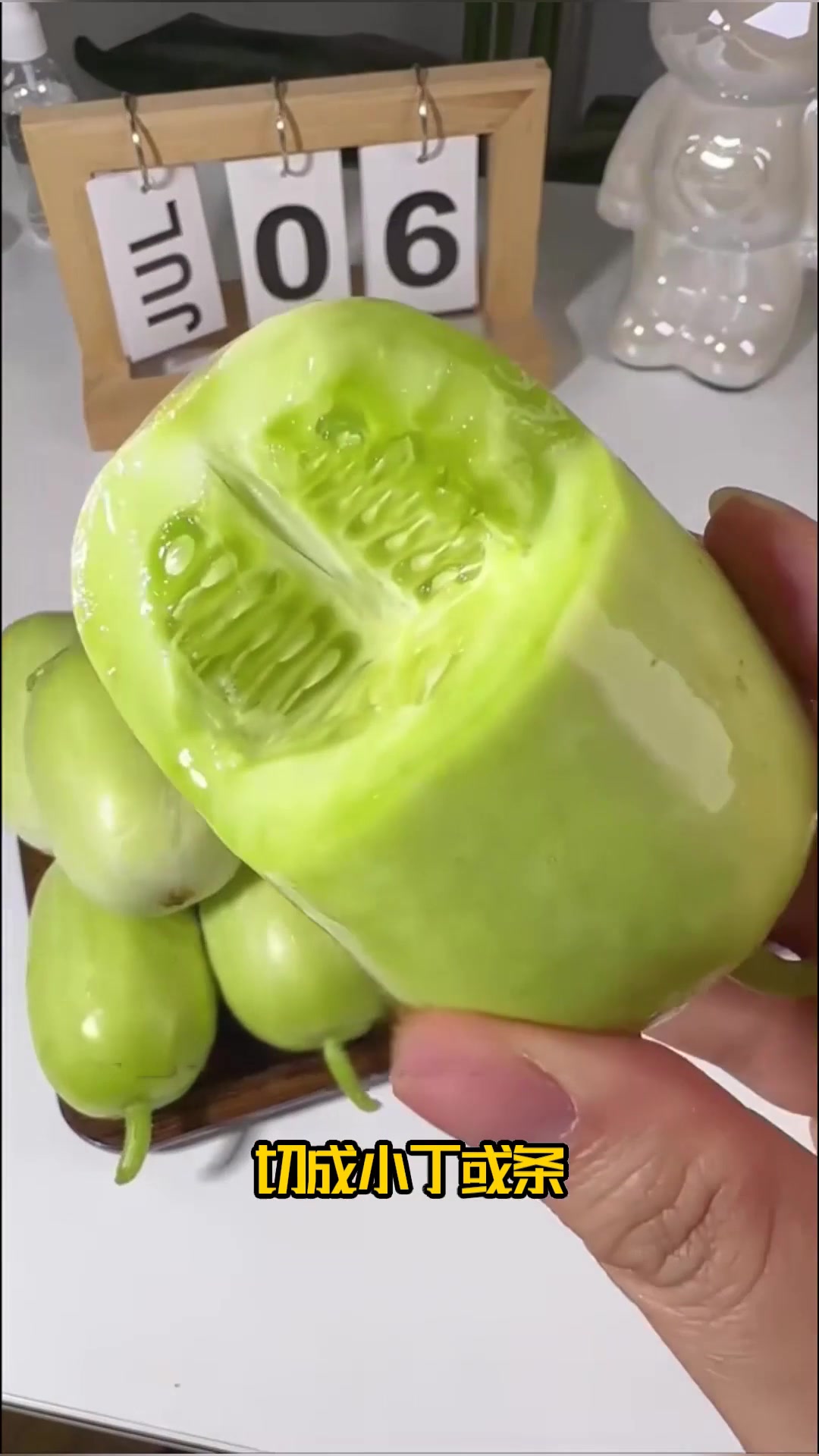 饭店凉菜招牌菜,脆甜爽口超热销,山东玉女黄瓜超商用