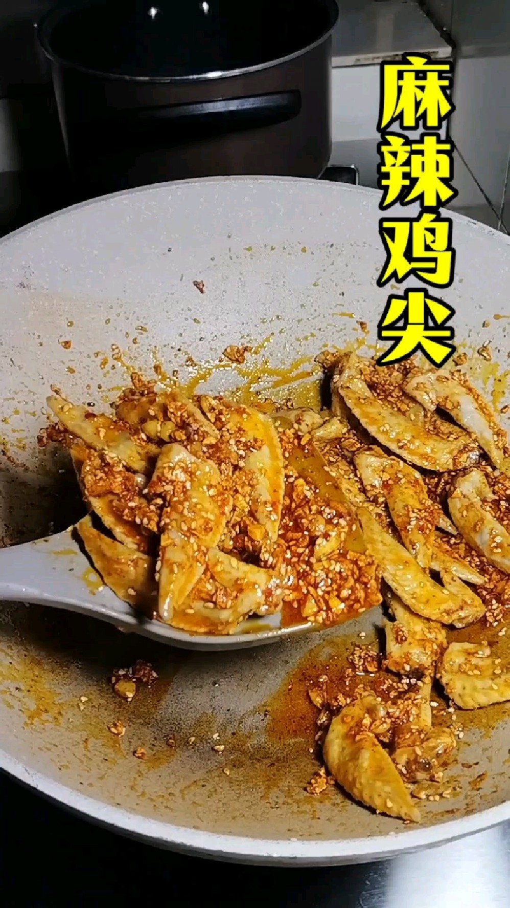 追剧下酒必备神器！麻辣鸡尖一口上瘾，十分钟搞定