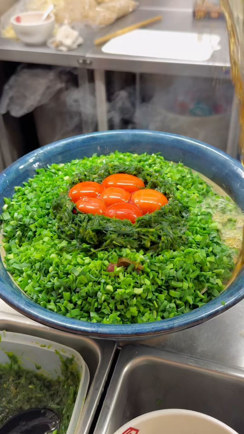 四人份韭菜鸡蛋拉面
