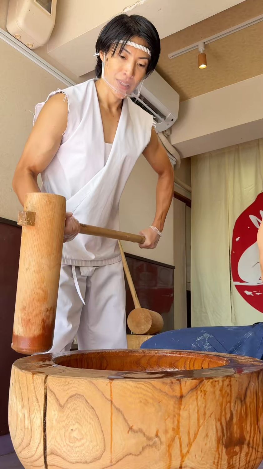 日本经典经典之一的手工年糕制作