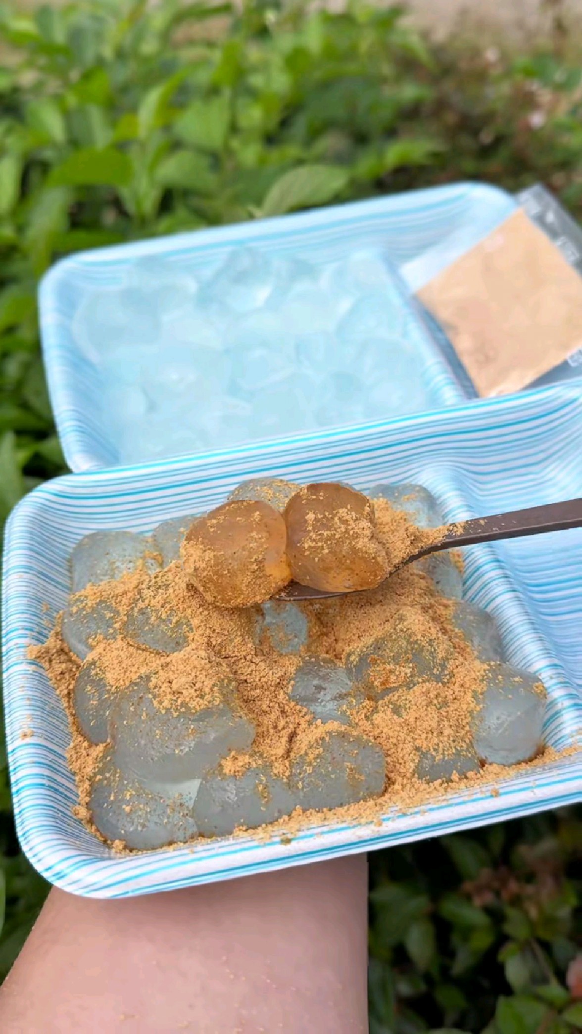 原汁原味的水晶糯米团子