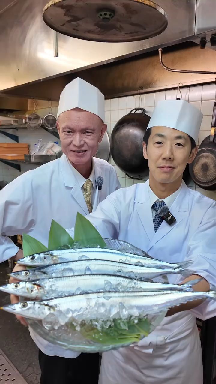 新鲜的醋鲭鱼寿司,吃过都说好