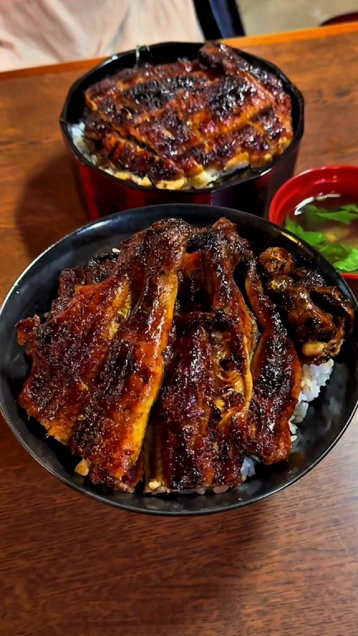 全碳火烤鳗鱼,这一口太香了