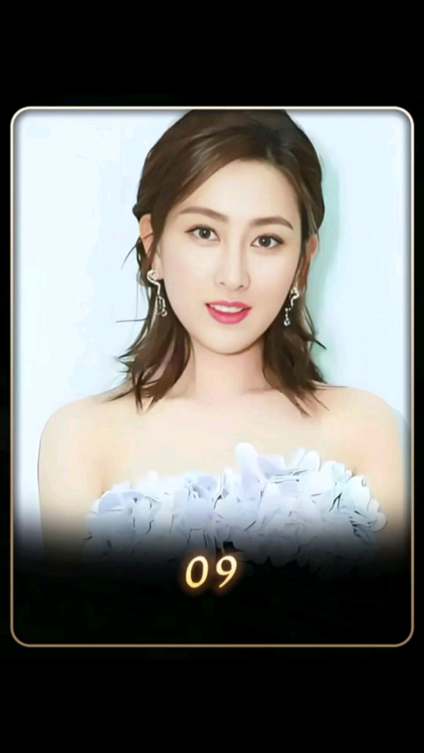 孩子需要换眼角膜,女人努力赚钱治病