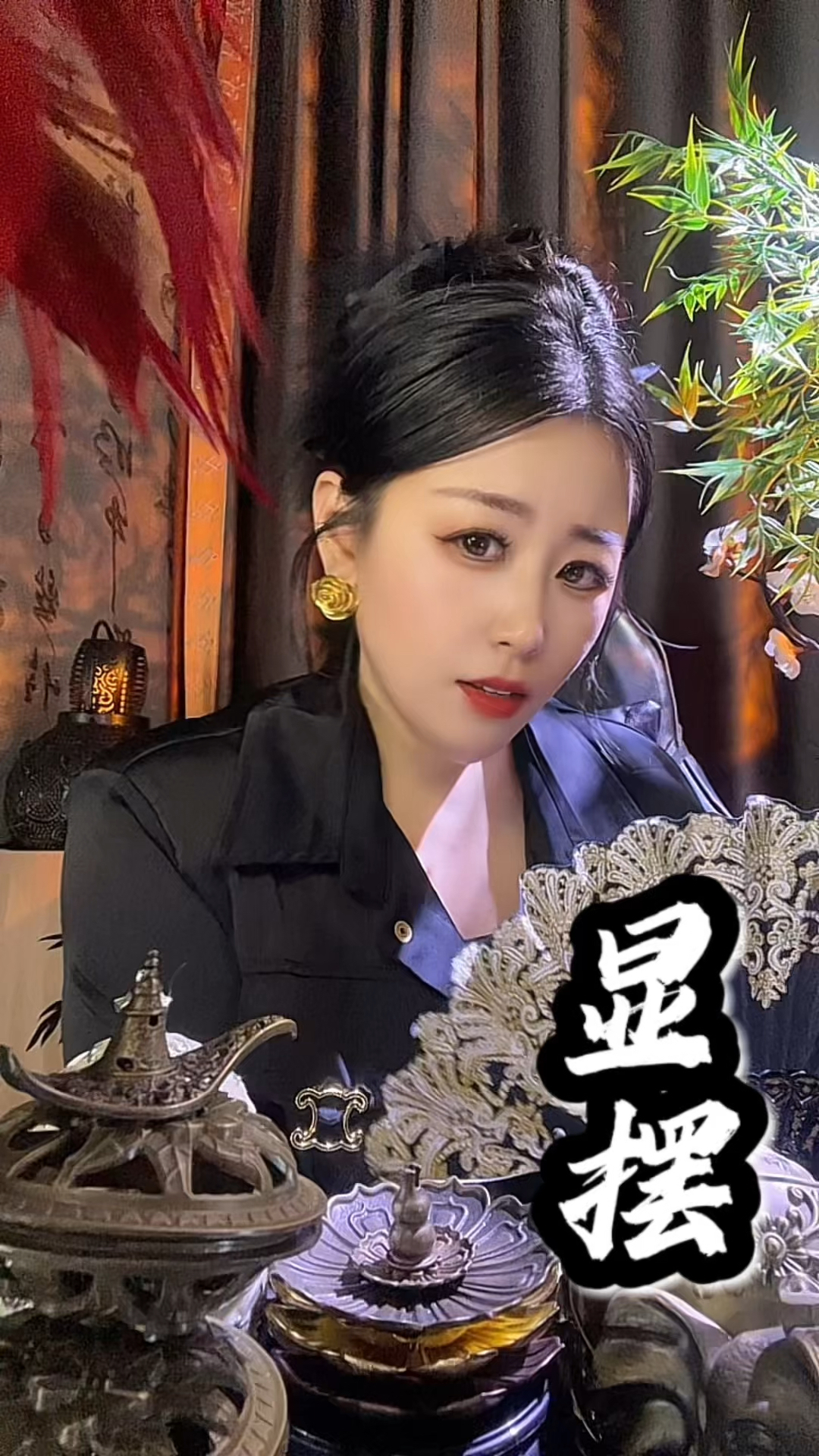 你说你弄个肉骨头跟狗又晒又显摆