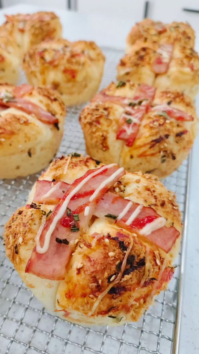 肉松海苔面包，好吃不腻的咸口面包！