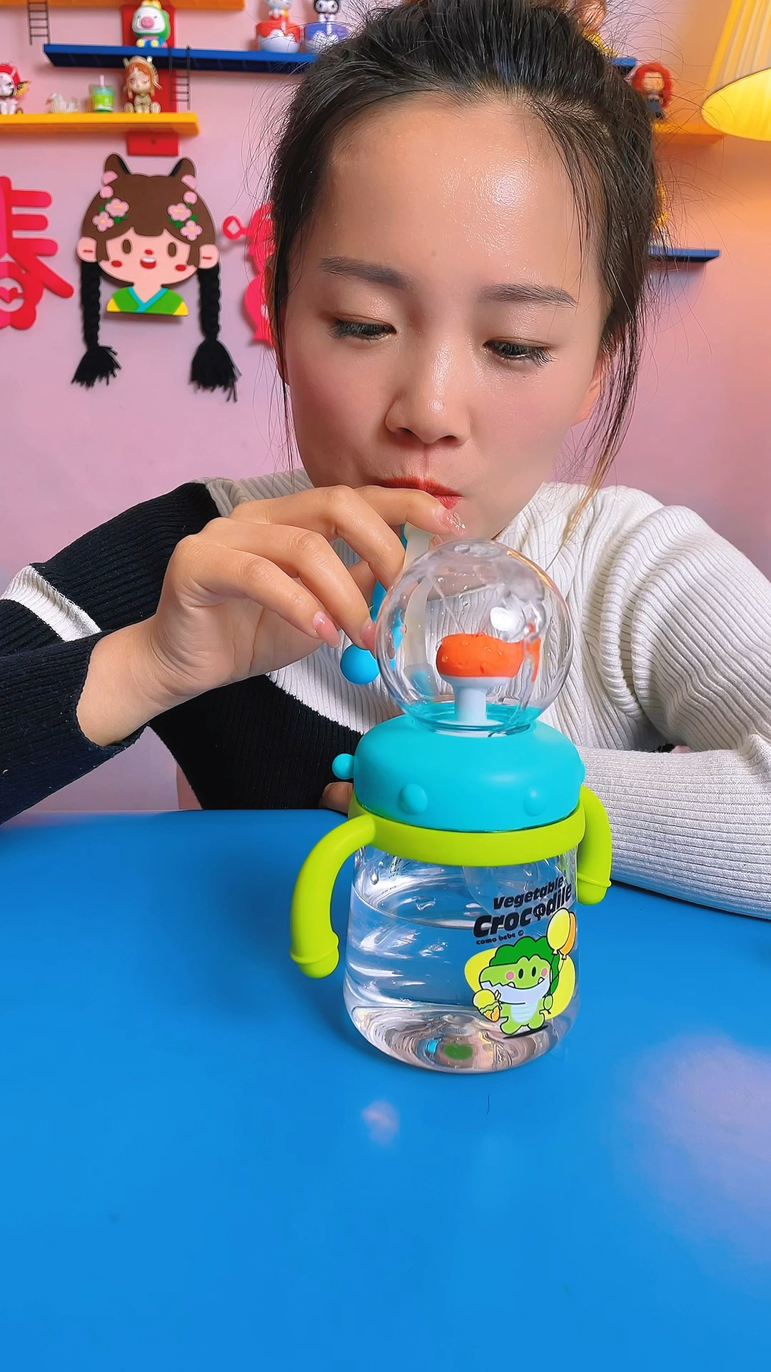 小鲸鱼喷水杯和小火箭喷水都很好玩