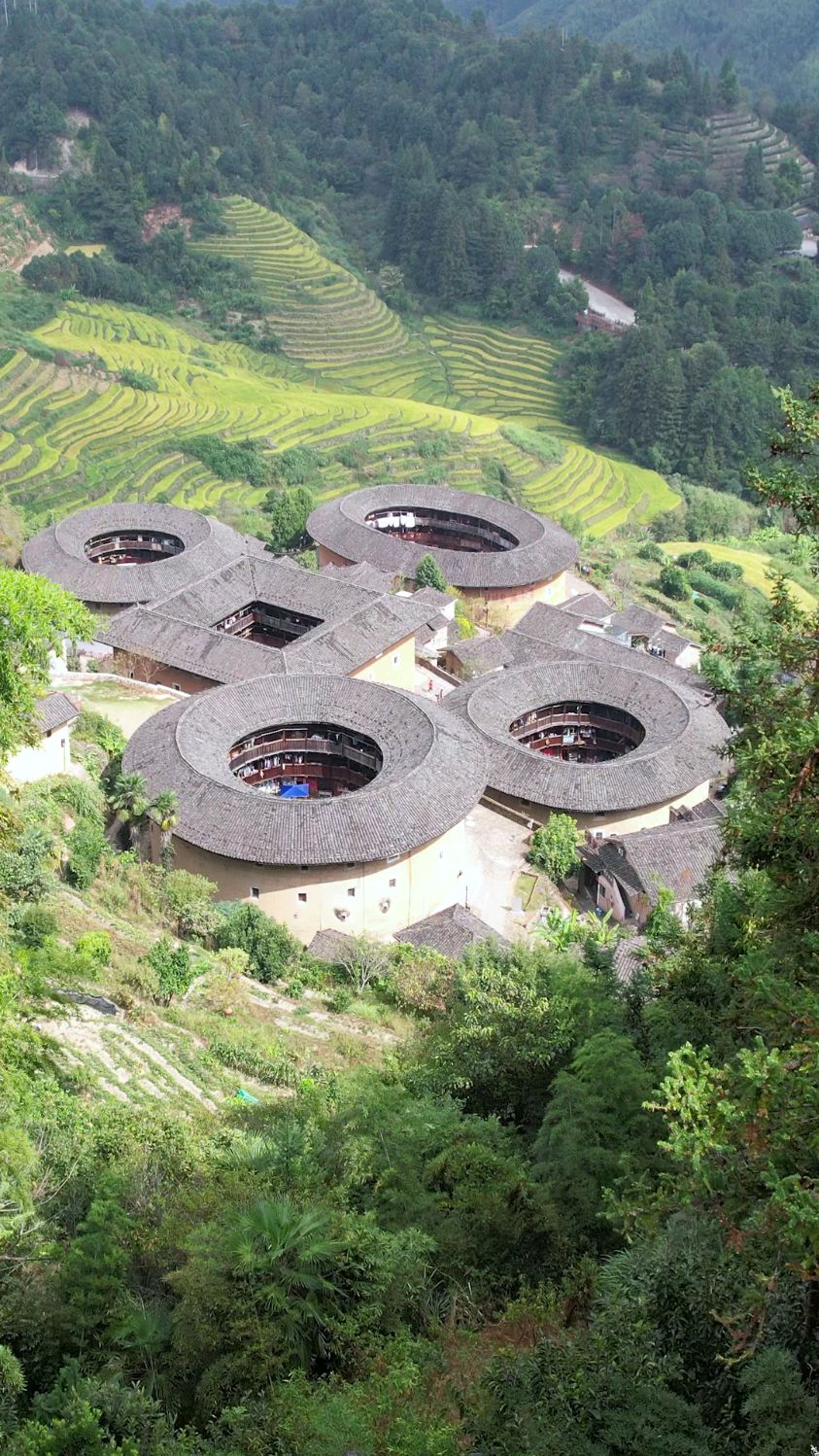 福建客家土楼田螺坑,大鱼海棠的实景拍摄地,距今300多年历史!