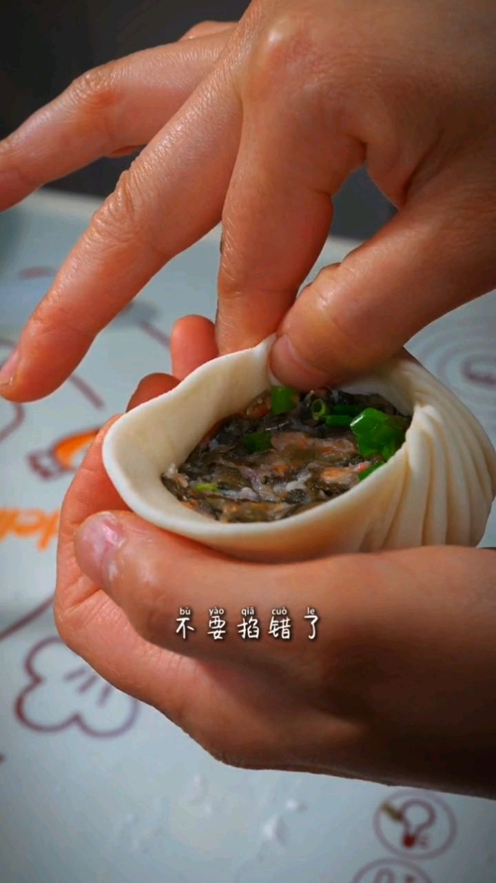 包包子慢动作讲解来了