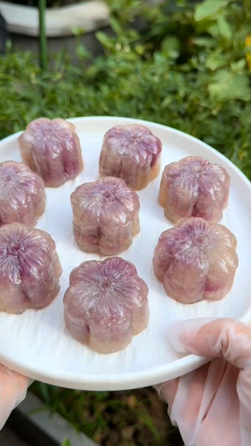 马上中秋了，今天给大家分享一个月饼的做法